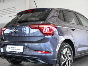 Volkswagen Polo hatch 1.0TSI Life auto - Image 19
