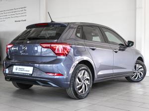 Volkswagen Polo hatch 1.0TSI Life auto - Image 20