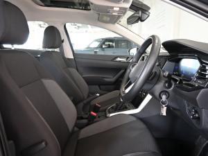 Volkswagen Polo hatch 1.0TSI Life auto - Image 10