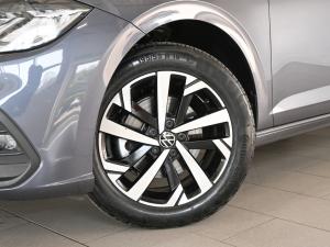 Volkswagen Polo hatch 1.0TSI Life auto - Image 2