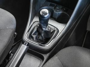 Volkswagen Polo Vivo hatch 1.4 - Image 9