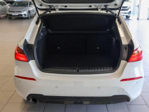 BMW 1 Series 118i Sport Line - Image 11