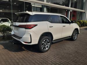 Toyota Fortuner 2.4GD-6 Raised Body automatic - Image 2