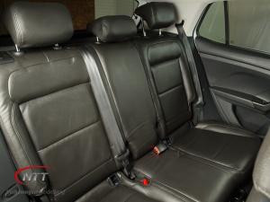 Volkswagen T-CROSS 1.5 TSI R-LINE DSG - Image 15