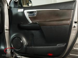 Toyota Fortuner 2.8GD-6 Raised Body automatic - Image 16