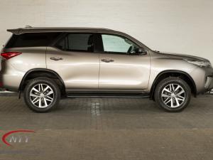 Toyota Fortuner 2.8GD-6 Raised Body automatic - Image 3