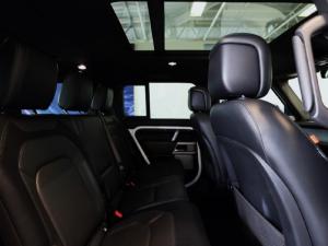 Land Rover Defender 130 D300 X-Dynamic HSE - Image 10