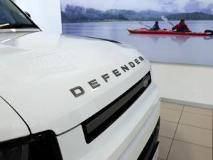 Land Rover Defender 130 D300 X-Dynamic HSE - Image 16
