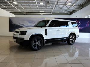 Land Rover Defender 130 D300 X-Dynamic HSE - Image 3