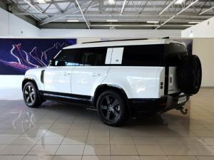 Land Rover Defender 130 D300 X-Dynamic HSE - Image 4