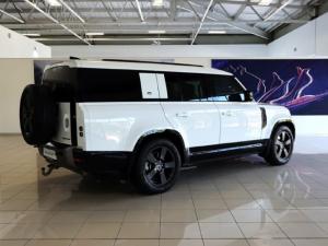 Land Rover Defender 130 D300 X-Dynamic HSE - Image 6