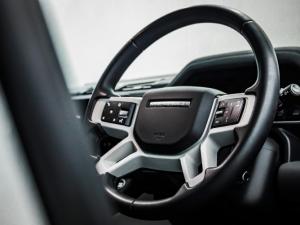 Land Rover Defender 110 D300 X-Dynamic HSE - Image 11