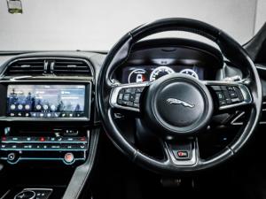 Jaguar F-Pace 30d AWD S - Image 18