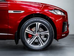 Jaguar F-Pace 30d AWD S - Image 4