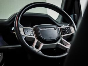 Land Rover Defender 110 D300 X-Dynamic HSE - Image 17