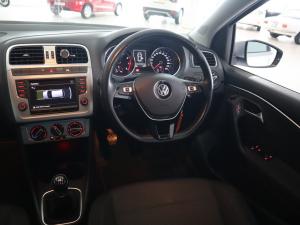 Volkswagen Polo hatch 1.2TSI Highline - Image 10
