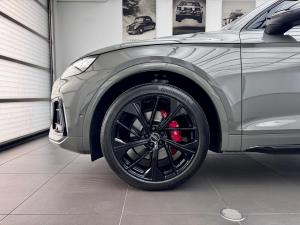 Audi SQ5 Sportback TFSI quattro Black Edition - Image 2
