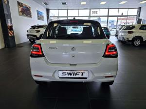 Suzuki Swift 1.2 GLX auto - Image 6