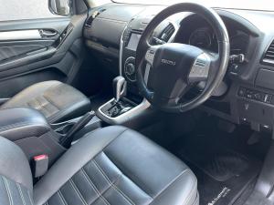 Isuzu mu-X 3.0 - Image 15