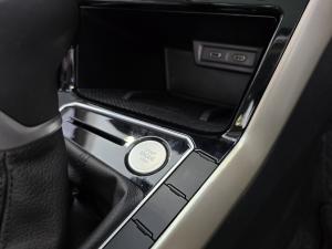 Volkswagen Polo sedan 1.0TSI Style - Image 7