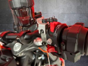 Ducati Monster 950 - Image 7