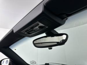 BMW Z4 sDRIVE20i automatic - Image 8