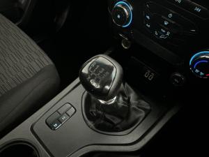 Ford Ranger 2.2TDCI XLSS/C - Image 6