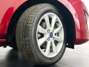 Ford Fiesta 1.0 Ecoboost Trend 5-Door automatic - Image 11