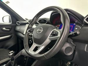 Ford Fiesta 1.0 Ecoboost Trend 5-Door automatic - Image 11