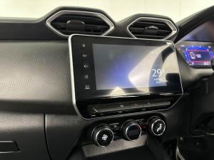 Ford Fiesta 1.0 Ecoboost Trend 5-Door automatic - Image 13