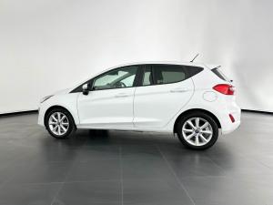 Ford Fiesta 1.0 Ecoboost Trend 5-Door automatic - Image 3
