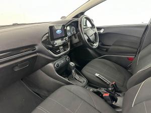 Ford Fiesta 1.0 Ecoboost Trend 5-Door automatic - Image 15