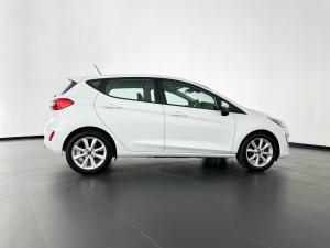 Ford Fiesta 1.0 Ecoboost Trend 5-Door automatic - Image 4
