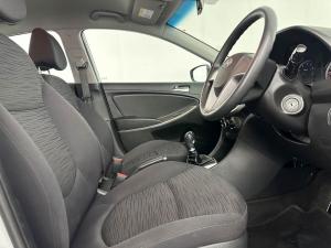 Hyundai Accent 1.6 GL/MOTION - Image 19