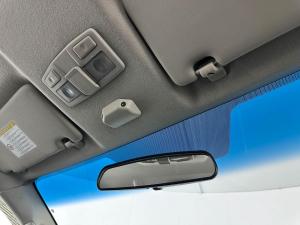 Isuzu KB 300 D-TEQ LX Standard automaticD/C - Image 18