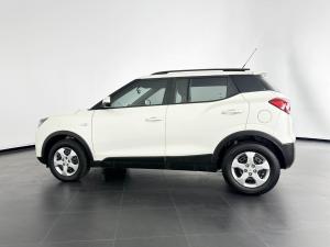 Mahindra XUV300 1.2T - Image 4