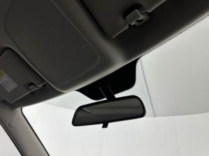 Mahindra XUV300 1.2T - Image 9