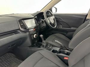 Mahindra XUV300 1.2T SE - Image 14