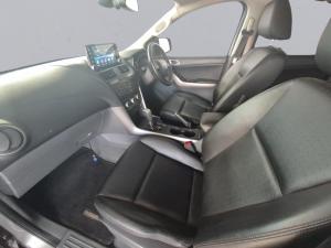Mazda BT-50 2.2TDi SLE automaticD/C - Image 3