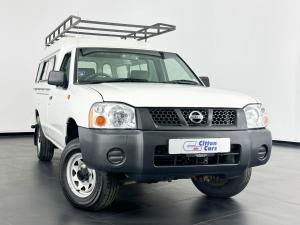 Nissan Hardbody NP300 2.0i LWBS/C - Image 2
