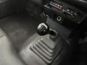 Nissan Hardbody NP300 2.0i LWBS/C - Image 5