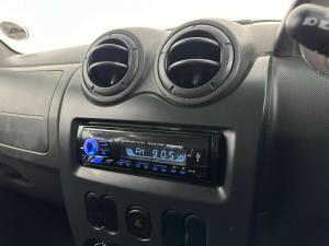 Nissan NP200 1.6 Single Cab - Image 8