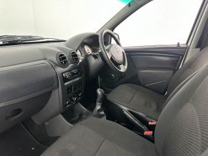 Nissan NP200 1.6 Single Cab - Image 15