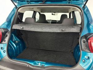 Renault Kwid 1.0 Climber 5-Door AMT - Image 19