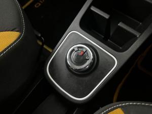 Renault Kwid 1.0 Climber 5-Door AMT - Image 6