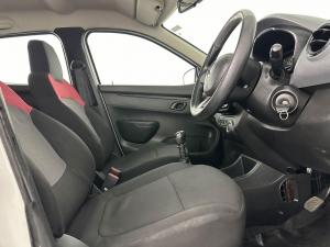Renault Kwid 1.0 Dynamique 5-Door - Image 10
