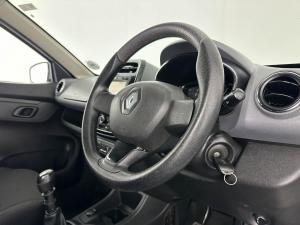 Renault Kwid 1.0 Dynamique 5-Door - Image 15