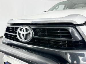 Toyota Hilux 2.4 GD-6 RB Raider automaticE/CAB - Image 10