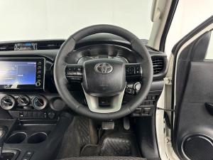 Toyota Hilux 2.4 GD-6 RB Raider automaticE/CAB - Image 16