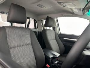 Toyota Hilux 2.4 GD-6 RB Raider automaticE/CAB - Image 17
